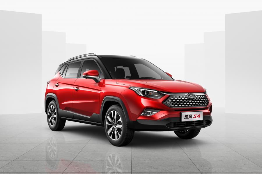  JAC Refine S4 2018 года  (фото 4 из 15)